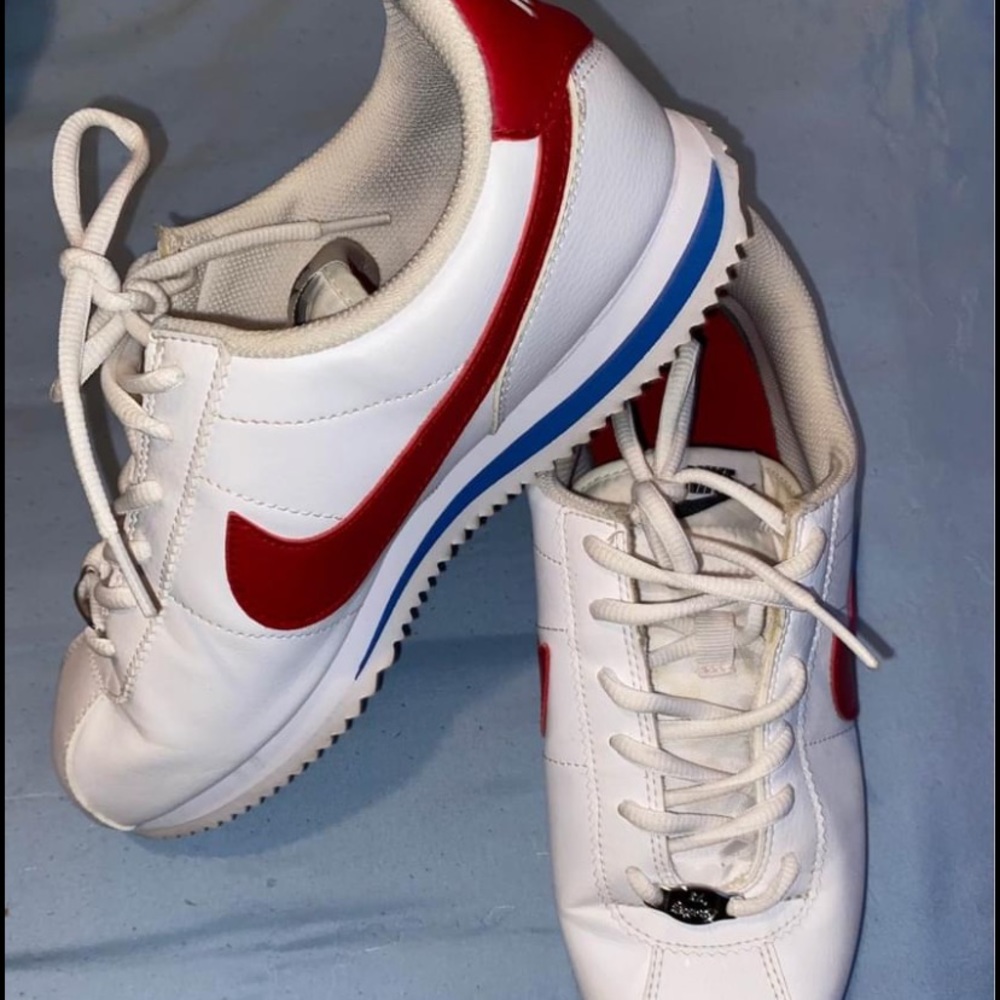 7Y Nike Cortez/Women’s 8.5